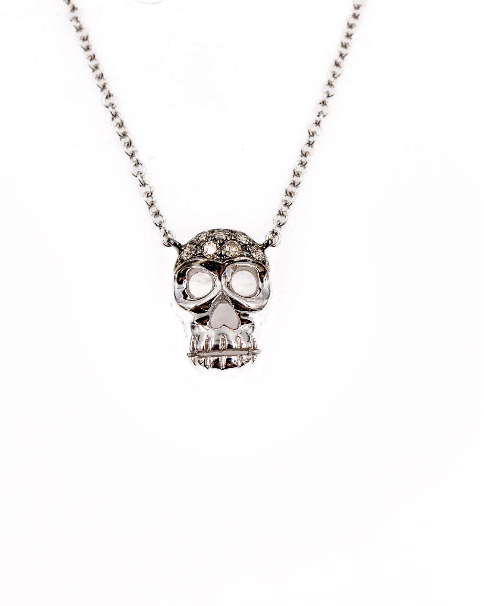 Real Diamonds Rose Pave Diamond Skull Design Pendant, Weight: .75 at Rs  6000 in Jaipur