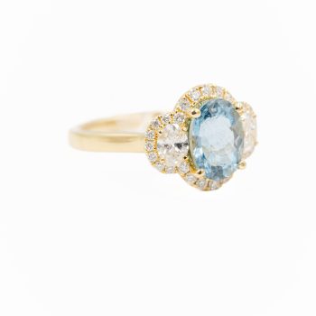 Aquamarine and diamond ring