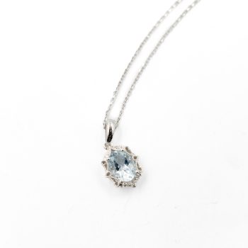 Aquamarine pendant