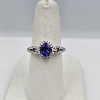 Tanzanite and diamond ring