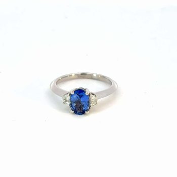 Tanzanite and diamond ring