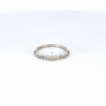 Vintage inspired diamond band
