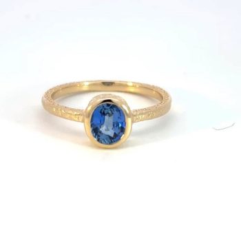 Sapphire ring